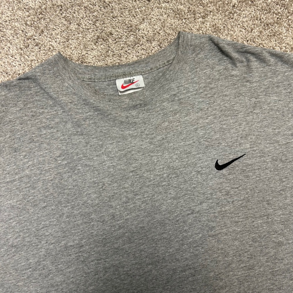 Vintage Nike Basic Tshirt Men Size XL Made In USA Gray Swoosh 90s